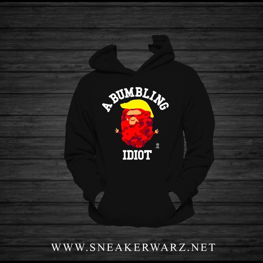 Sneaker Warz custom hoody (Bumbling Idiot) small